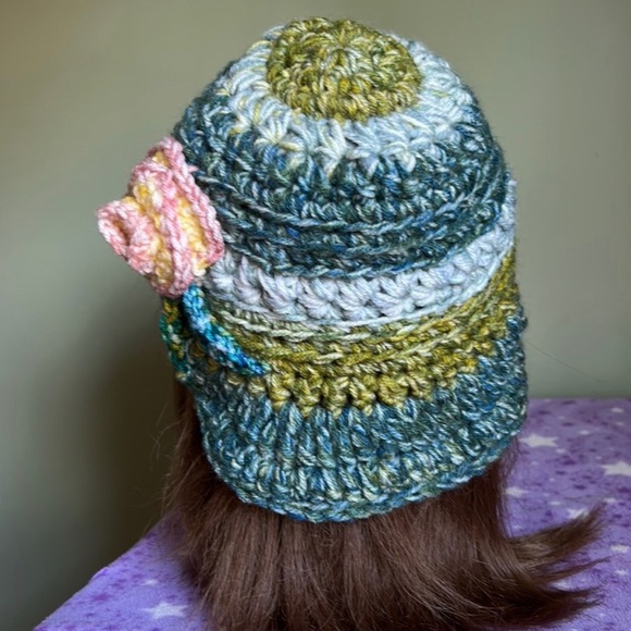 Crochet newsboy medium rose hat soft acrylic yarn new beautiful - Picture 11 of 13